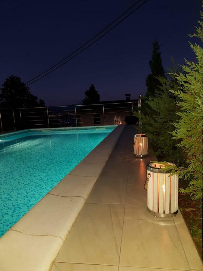 Villa Nino Lovran Exterior photo